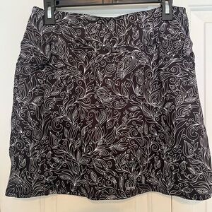 Black and White Patterned Skort
